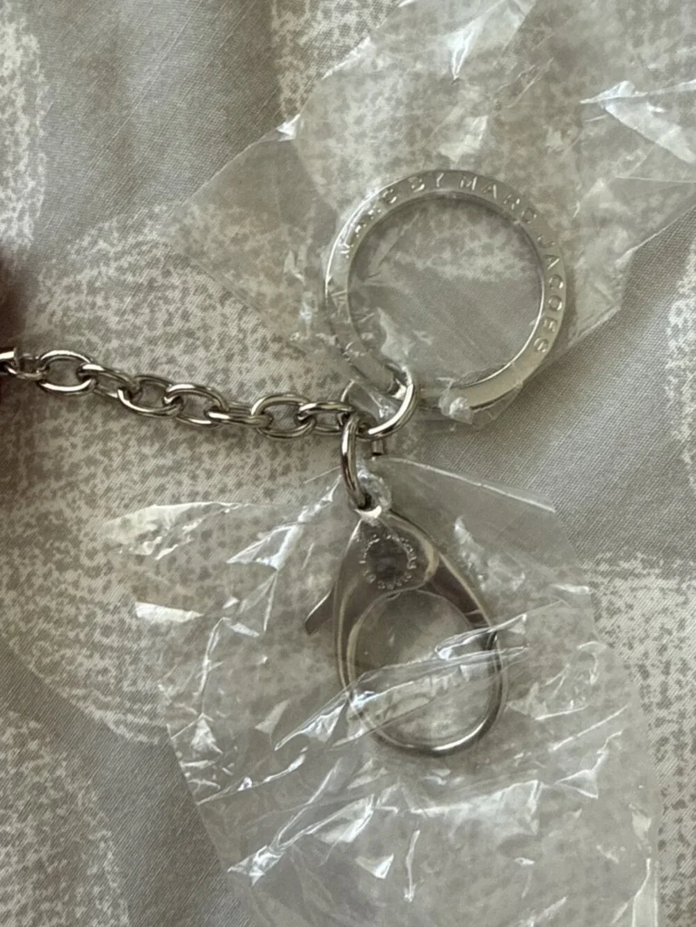 NEW Marc by Marc Jacobs Lips USB Memory Stick Key Chain